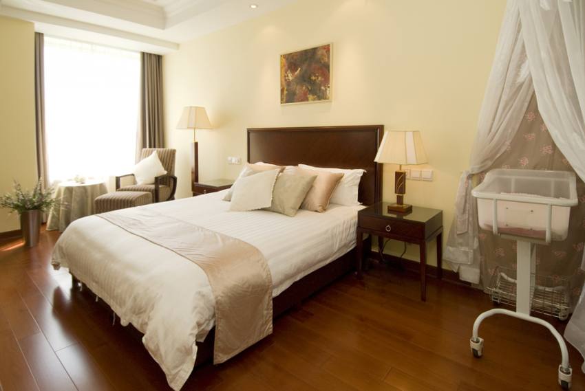 20191230/5e0a15f85b6b0.jpg 月子會(huì)所床.jpg