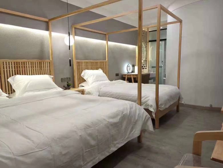 20200108/5e15dad75ffbf.jpg 民宿客棧家具床安裝圖片.jpg