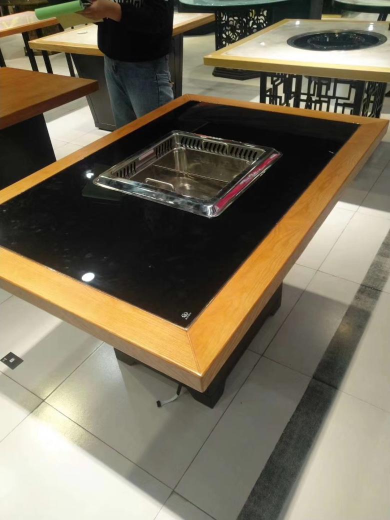 20200630/5efab76fc2476.jpg 咸陽火鍋桌椅定制廠家.jpg