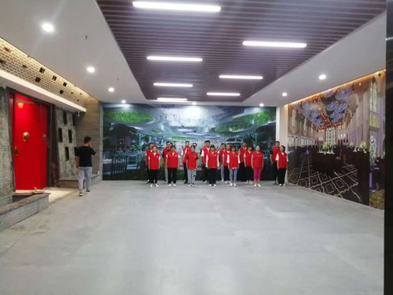 西安錦湯火鍋店安裝火鍋?zhàn)雷?jpg