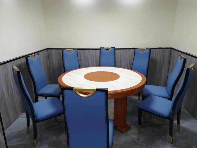 20201012/5f83b53f44d81.jpg 西安實木餐桌椅.jpg