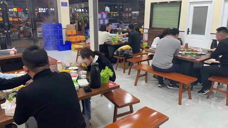 20220207/62011946d465c.jpg 實木長條凳.jpg